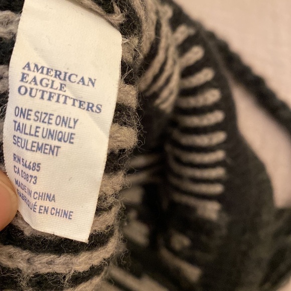 American Eagle hat . Perfect condition. - Picture 6 of 9